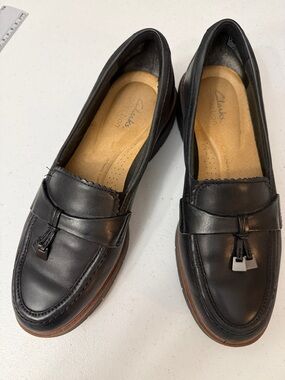 Clarks Black Leather Tassel Slip-On Loafers